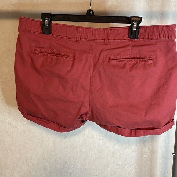 GAP Rust Khaki Skinny Boyfriend Shorts Flat Front Cuffed Shorts Size‎ 14 - Picture 2 of 7